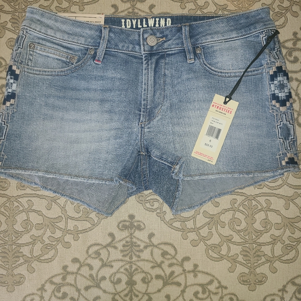 NWT Miranda Lambert Idyllwind size 6 shorts
